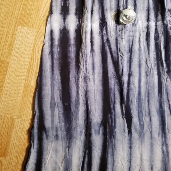 LEO MEETS VIRGO Tie Dye Off Shoulder Maxi Dress - Picture 4 of 12